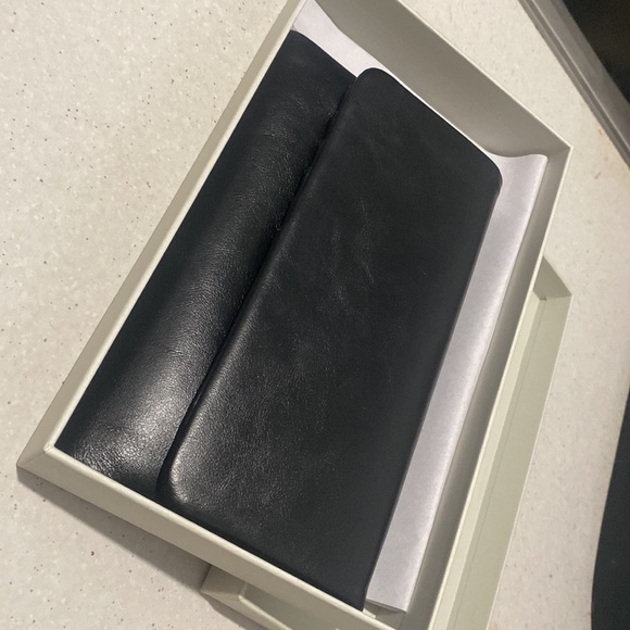 Status Anxiety Wallet - brand new 🖤 - Picture 6 of 6